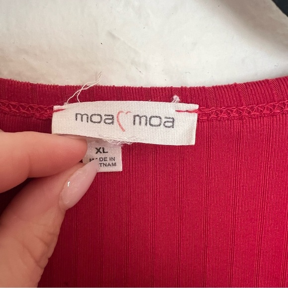 Moa Moa Red Ribbed Short Sleeve Crop Tee - Picture 2 of 3